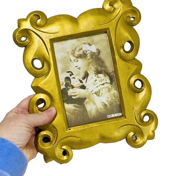 Vintage Goldtone Photo Frame Chunky Fleur di Lis Sculptural Shapely Elegant 4x6 - Picture 6 of 6